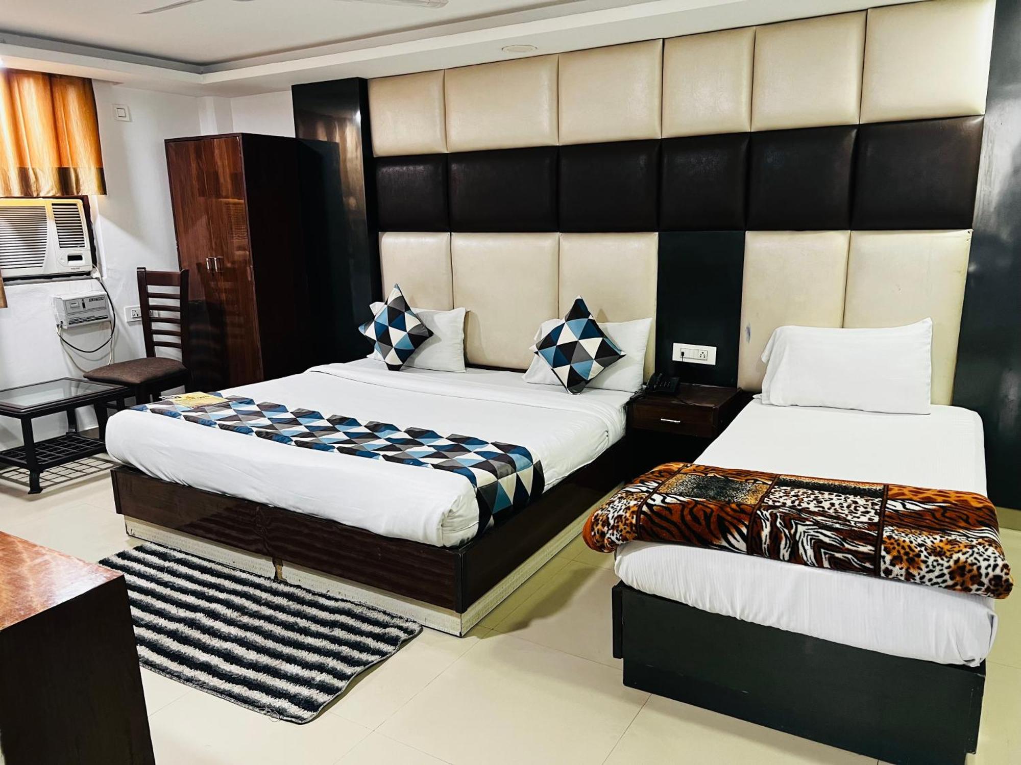 Krone Near Igi Airport Delhi Bed & Breakfast