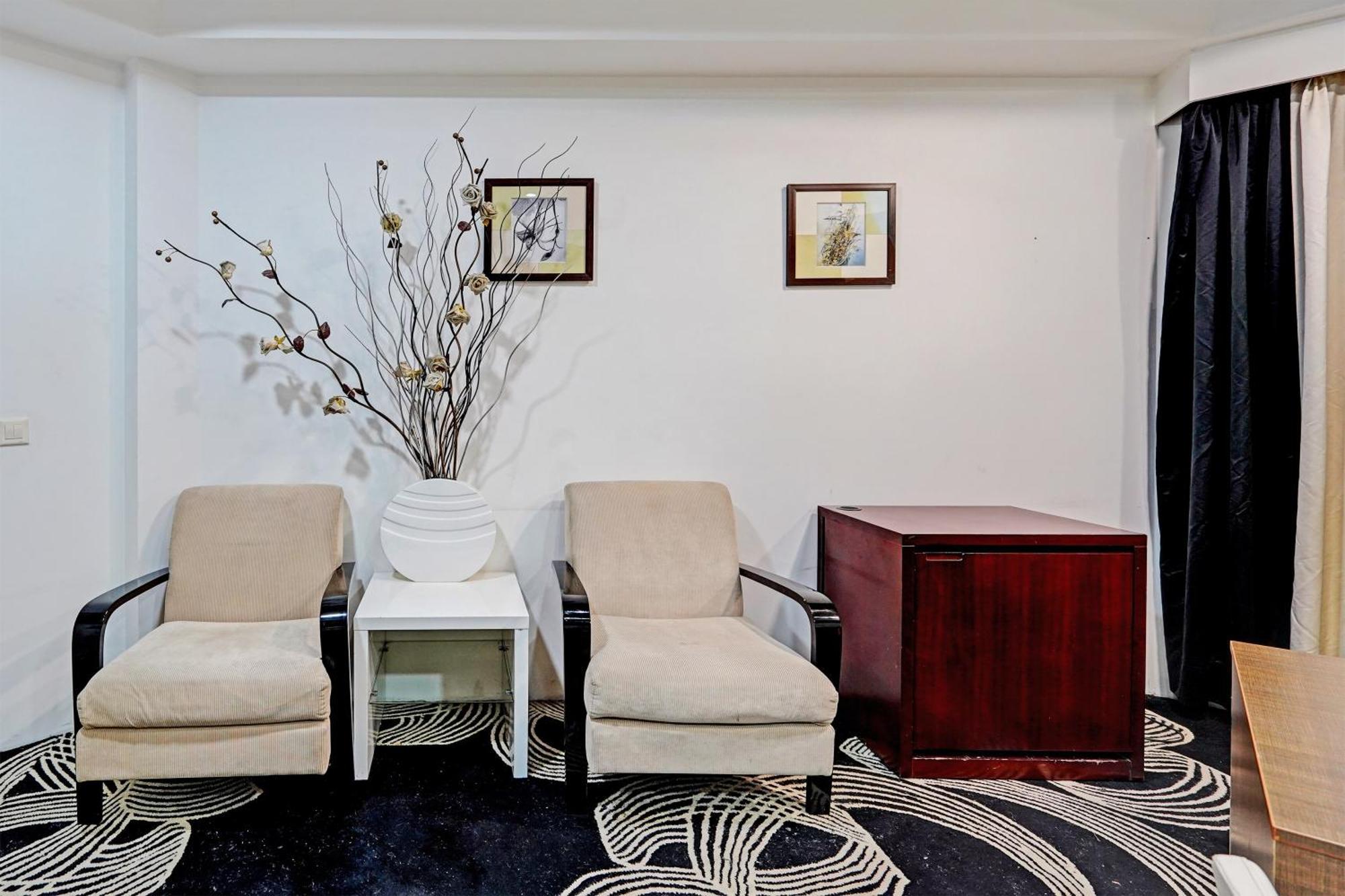 Krone Near Igi Airport Delhi Bed & Breakfast *